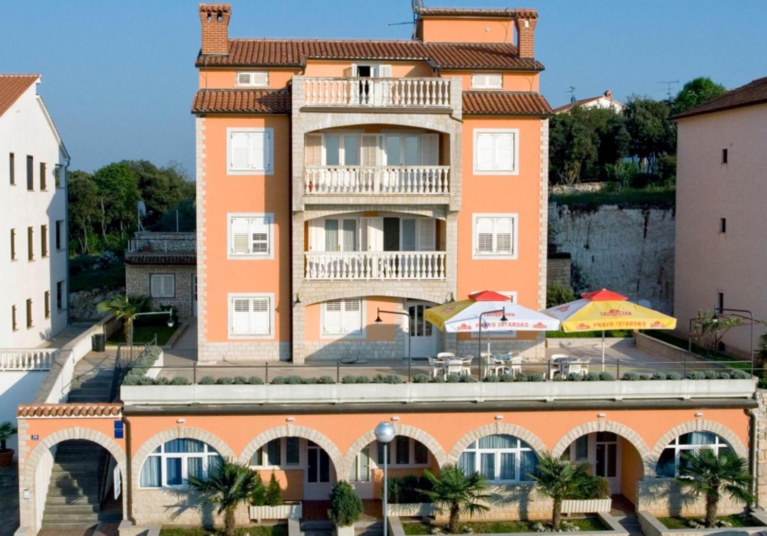Sunny Adriatic Apartments Valentin 弗尔萨尔 外观 照片